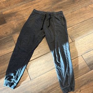 H&M men’s sweatpants. Size M